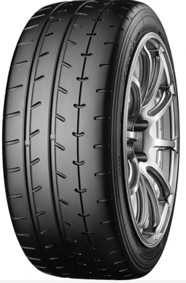 Yokohama ADVAN A052 235/40 R18 95Y C XL